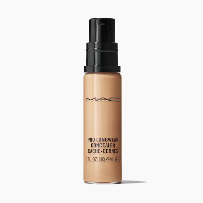 Studio Fix Fluid SPF 15 24HR Matte Foundation Oil Control